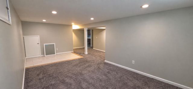 9994 E Clements Circle, Livonia City, MI 48150