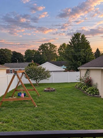9994 E Clements Circle, Livonia City, MI 48150