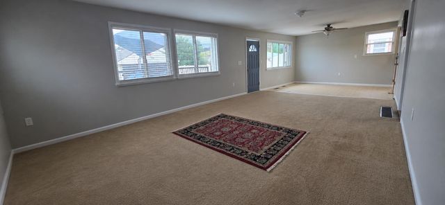 9994 E Clements Circle, Livonia City, MI 48150