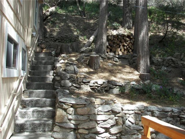 21636 Sawpit Canyon, Cedarpines Park, CA 92322
