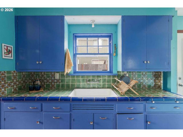 1638 BIRCH St, Forest Grove, OR 97116