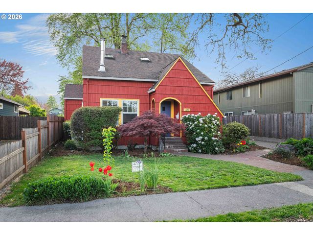 1638 BIRCH St, Forest Grove, OR 97116