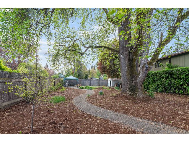 1638 BIRCH St, Forest Grove, OR 97116