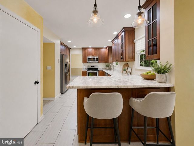 268 SHAKESPEARE DR, Severna Park, MD 21146
