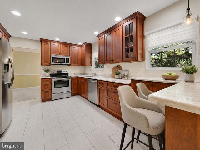 268 SHAKESPEARE DR, Severna Park, MD 21146