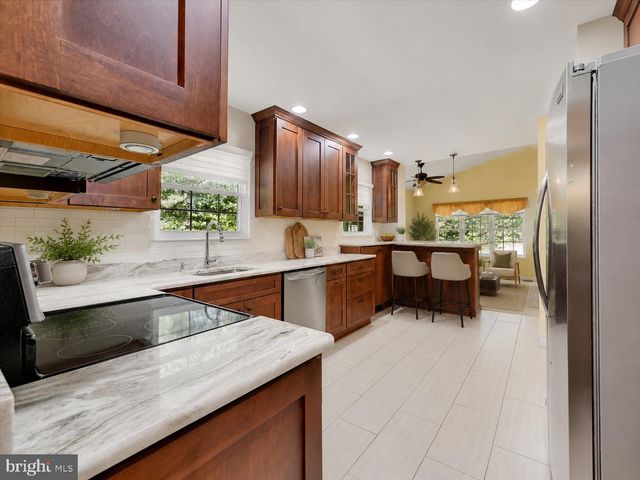 268 SHAKESPEARE DR, Severna Park, MD 21146