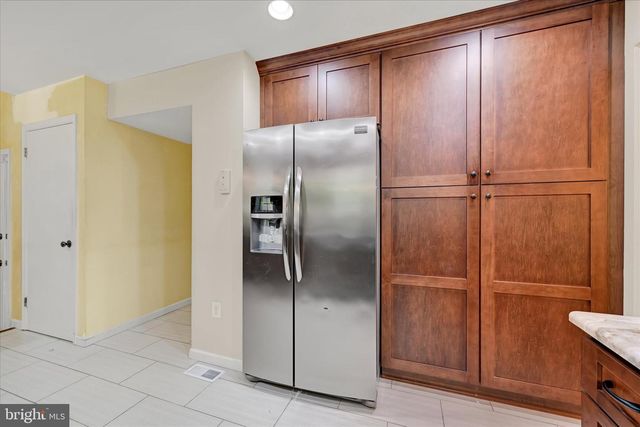 268 SHAKESPEARE DR, Severna Park, MD 21146