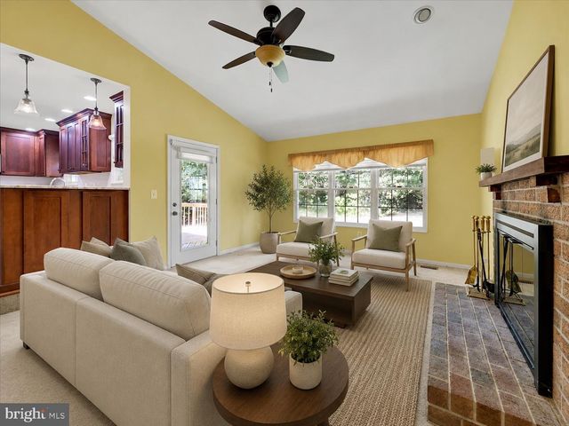 268 SHAKESPEARE DR, Severna Park, MD 21146