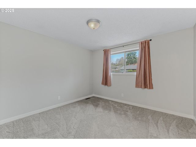 4519 Ne 49TH St, Vancouver, WA 98661