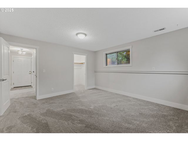 4519 Ne 49TH St, Vancouver, WA 98661