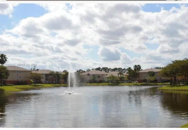4183 N Haverhill Road 703, West Palm Beach, FL 33417