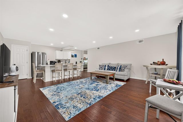 3019 S Saddlebrook Lane, Katy, TX 77494