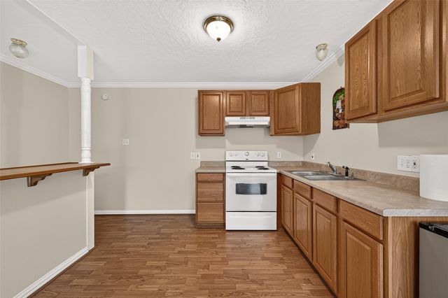 3019 S Saddlebrook Lane, Katy, TX 77494