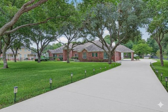 3019 S Saddlebrook Lane, Katy, TX 77494