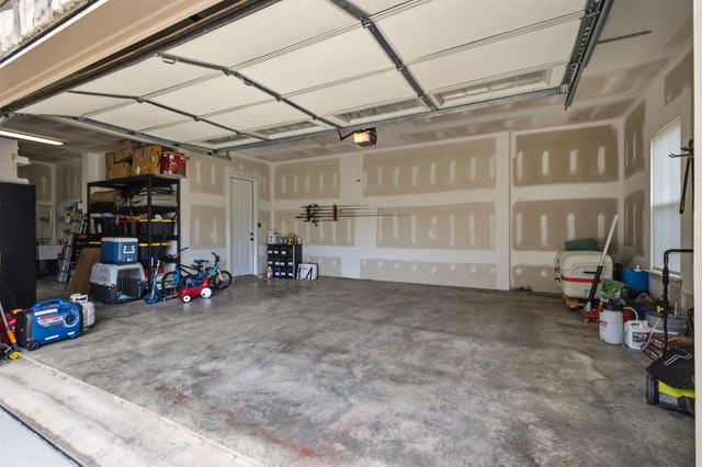 3229 Chase Point Dr, Franklin, TN 37067