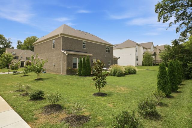3229 Chase Point Dr, Franklin, TN 37067