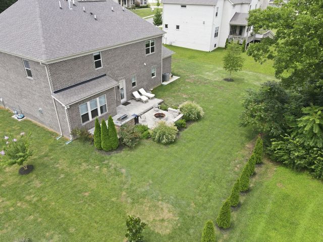 3229 Chase Point Dr, Franklin, TN 37067