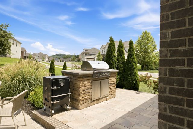 3229 Chase Point Dr, Franklin, TN 37067