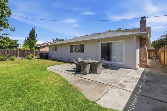 867 Humewick Way, Sunnyvale, CA 94087
