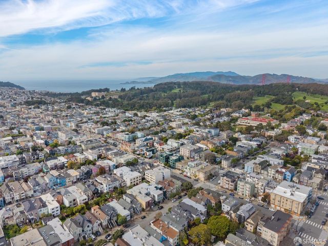 4135 California Street 1, San Francisco, CA 94118