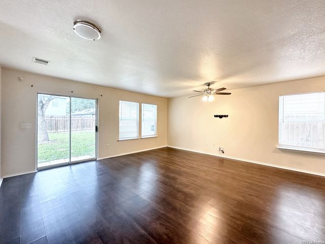 2339 Mission Glory, San Antonio, TX 78223