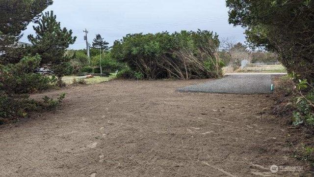 122 Sand Dune Avenue SW, Ocean Shores, WA 98569