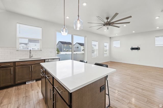 5124 N ESPALIER DR, Eagle Mountain, UT 84005
