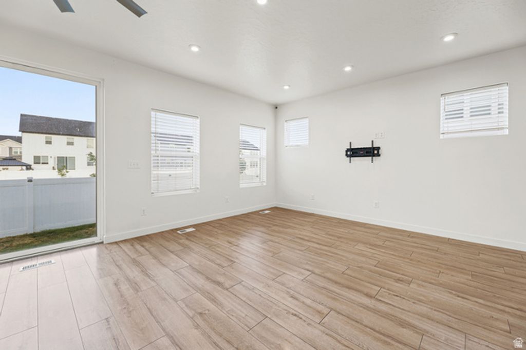 5124 N ESPALIER DR, Eagle Mountain, UT 84005 — photo 5
