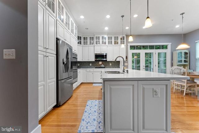 2204 POTOMAC RIVER BLVD, Dumfries, VA 22026