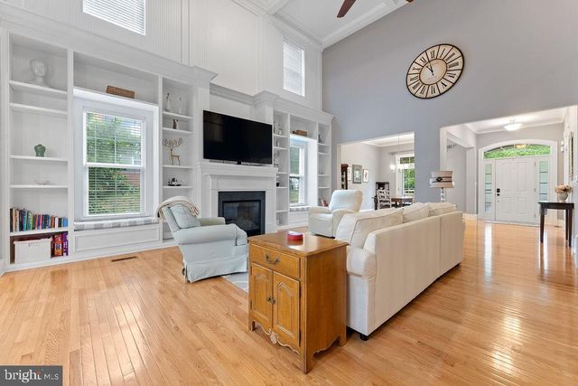 2204 POTOMAC RIVER BLVD, Dumfries, VA 22026