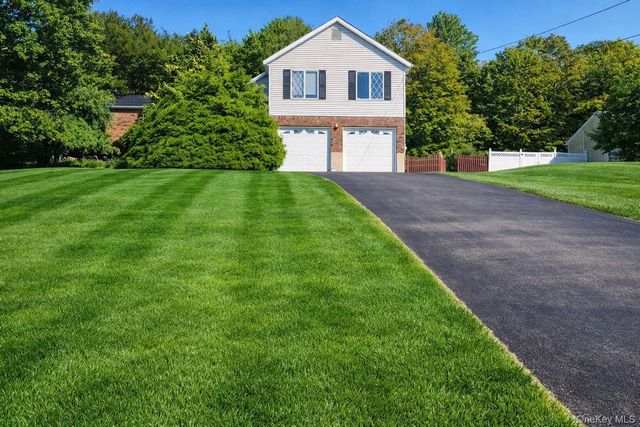 35 Depalma Drive, Highland Mills, NY 10930
