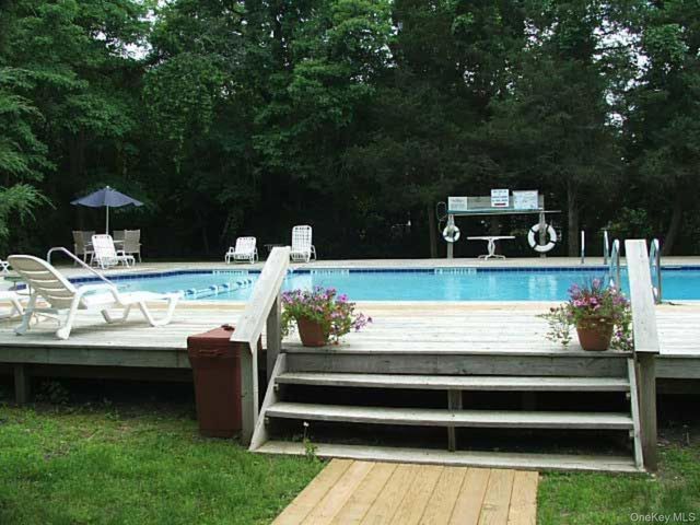 221 Mill Road 3, Westhampton Beach, NY 11978