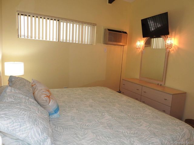 221 Mill Road 3, Westhampton Beach, NY 11978