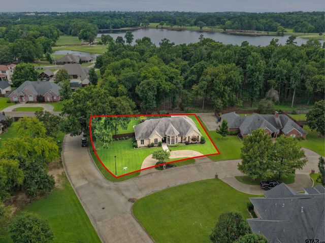 101 Turnberry Circle, Mt Pleasant, TX 75455