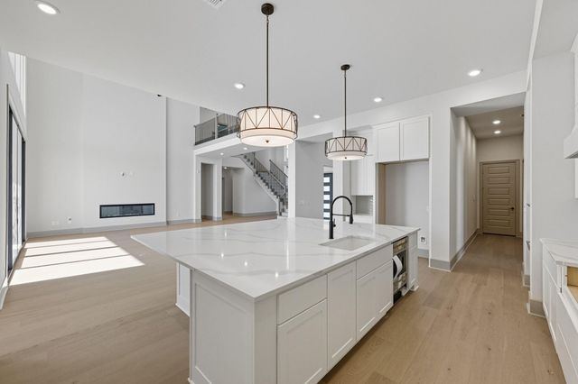 912 Bristol Creek BND, Lakeway, TX 78738