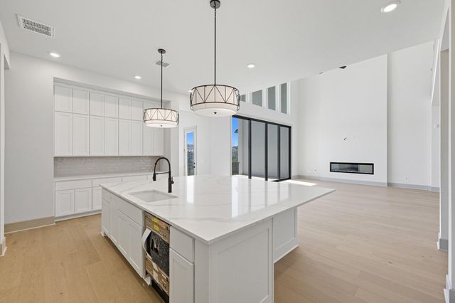 912 Bristol Creek BND, Lakeway, TX 78738