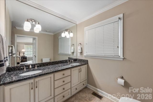 3632 Johnny Cake Lane, Charlotte, NC 28226