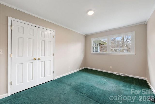 3632 Johnny Cake Lane, Charlotte, NC 28226