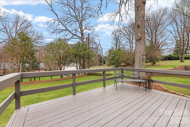 3632 Johnny Cake Lane, Charlotte, NC 28226