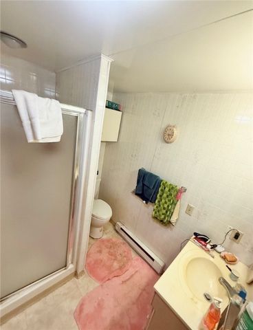 404 Bryant St, Vandergrift, PA 15690