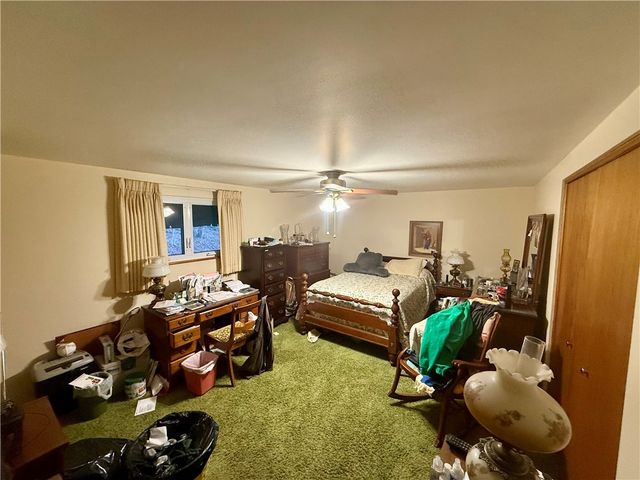 404 Bryant St, Vandergrift, PA 15690