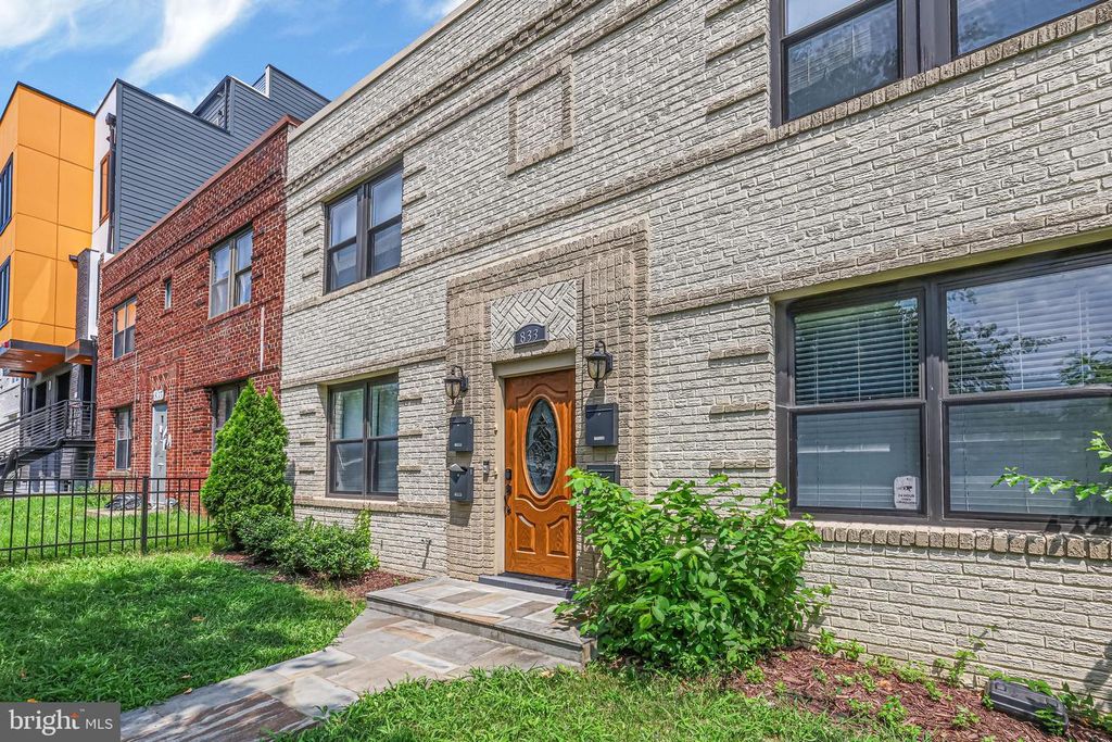 833 19TH ST NE #1, Washington, DC 20002