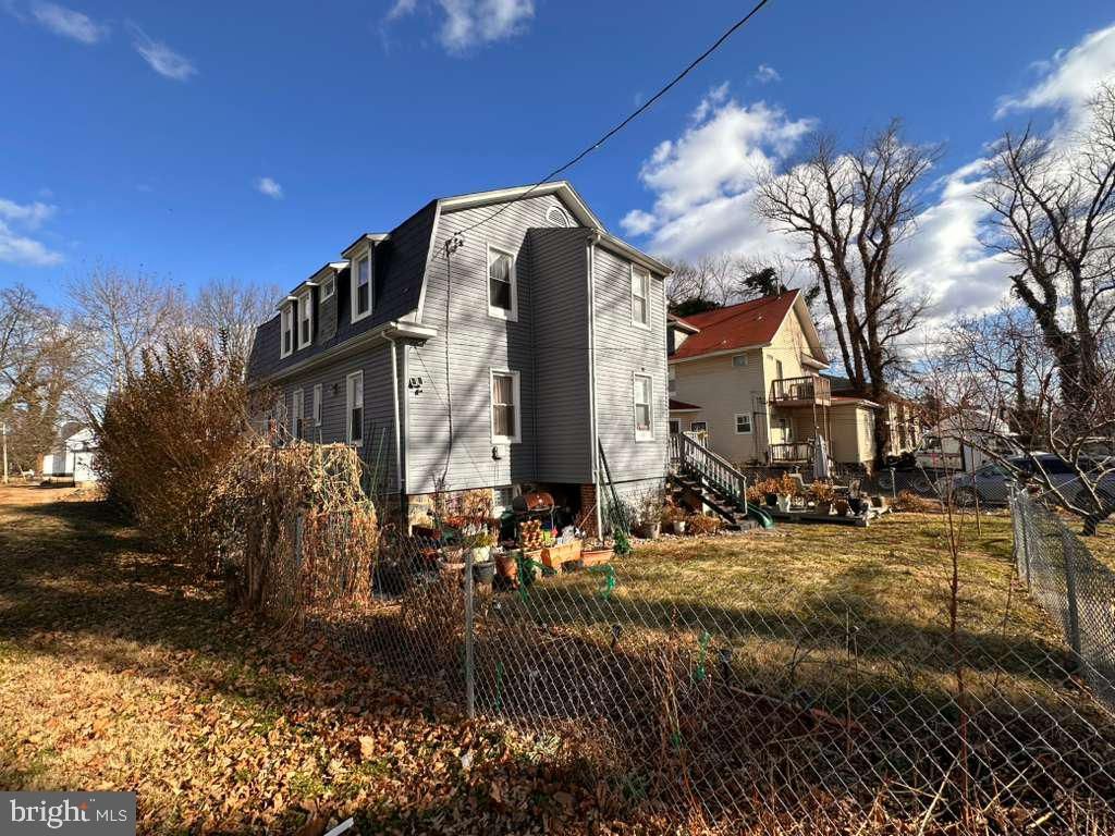 Image 9 of property listing at 3707 LIBERTY HEIGHTS AVE, Baltimore, MD 21215