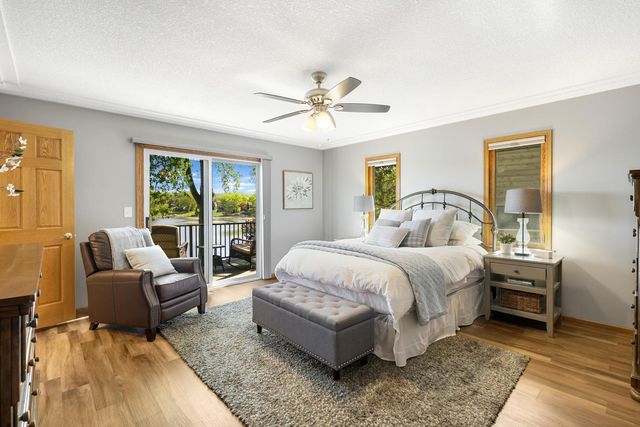 9885 Oak Shore Drive, Lakeville, MN 55044