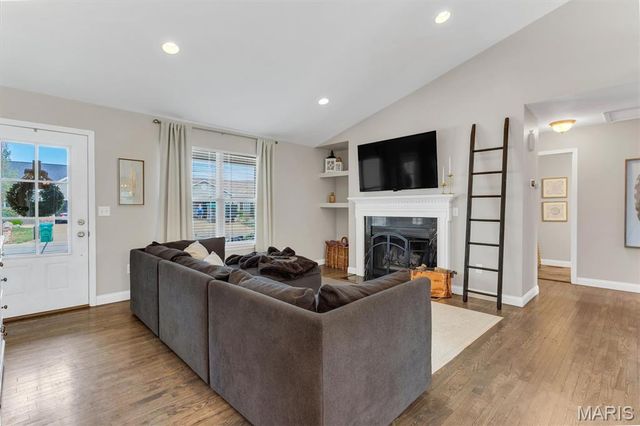 2140 Warwick Castle Drive, Imperial, MO 63052