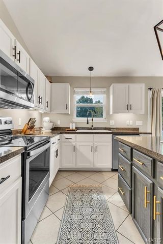 2140 Warwick Castle Drive, Imperial, MO 63052