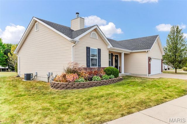 2140 Warwick Castle Drive, Imperial, MO 63052