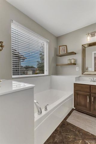 2140 Warwick Castle Drive, Imperial, MO 63052