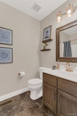 2140 Warwick Castle Drive, Imperial, MO 63052