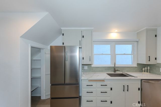 83 63rd Place, Long Beach, CA 90803